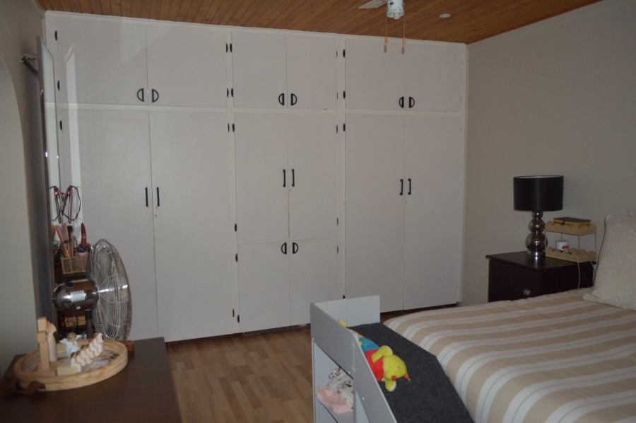 4 Bedroom Property for Sale in Flimieda North West